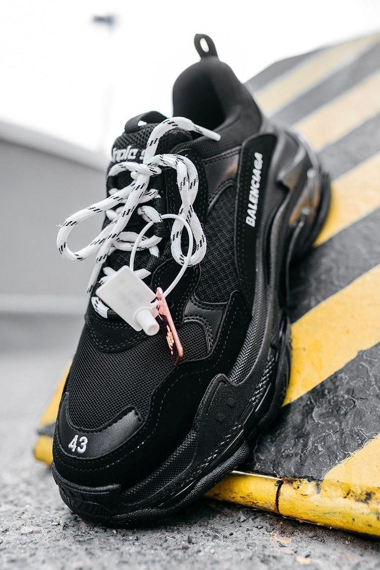 Кросівки Balenciaga Triple S Clear Sole Black «White Logo» 3454 фото