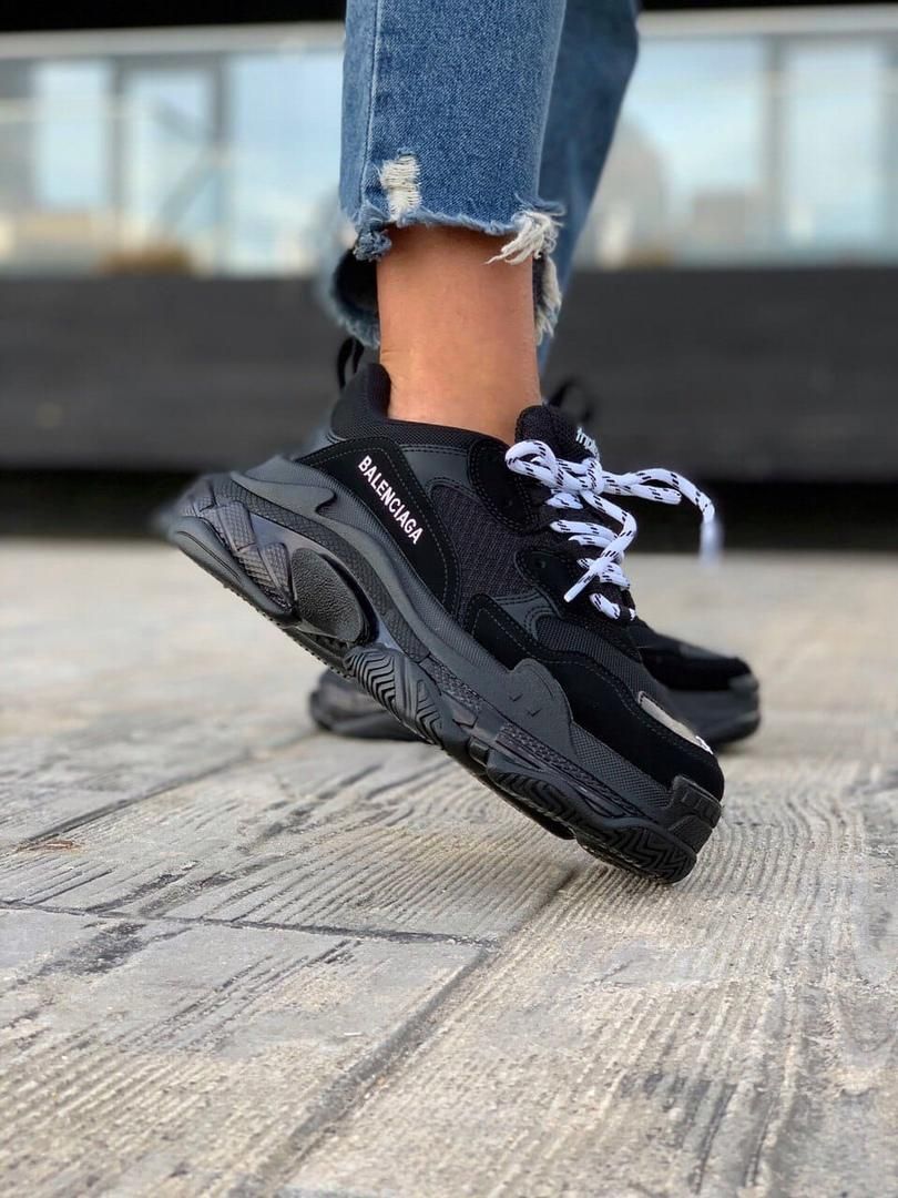 Кросівки Balenciaga Triple S Clear Sole Black «White Logo» 3454 фото