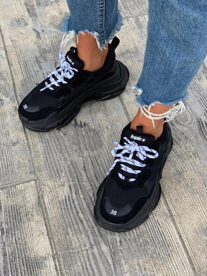 Кросівки Balenciaga Triple S Clear Sole Black «White Logo» 3454 фото