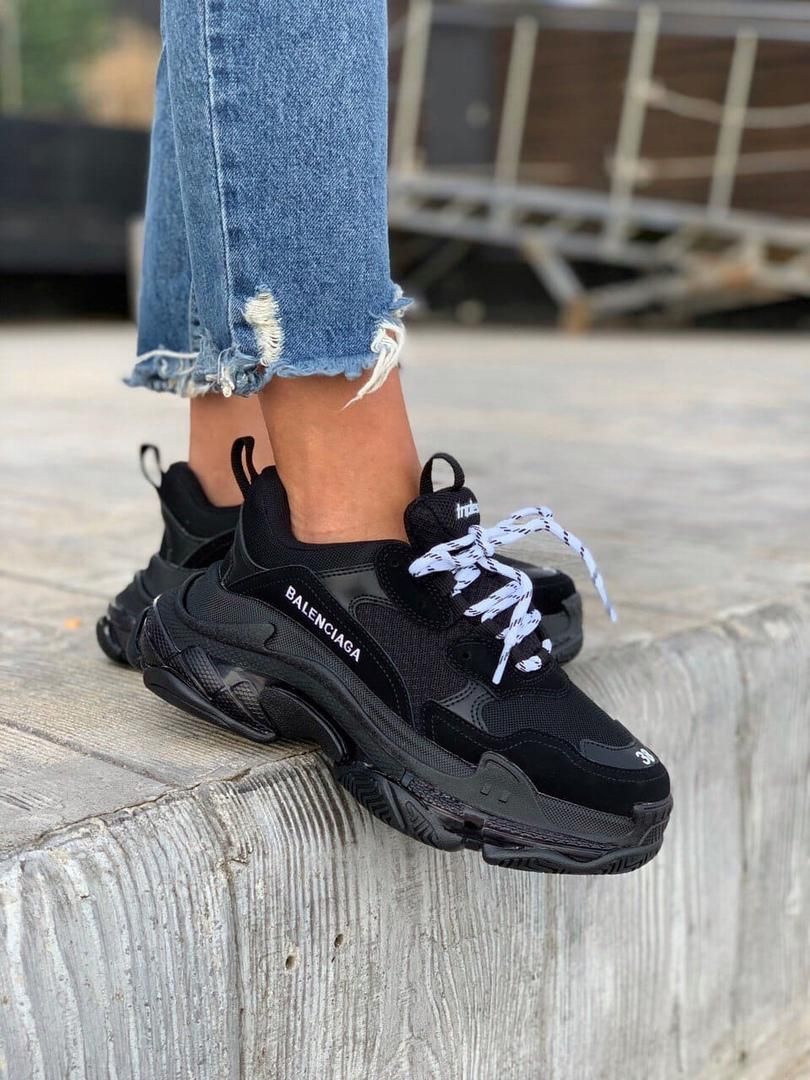 Кроссовки Balenciaga Triple S Clear Sole Black «White Logo» 3454 фото