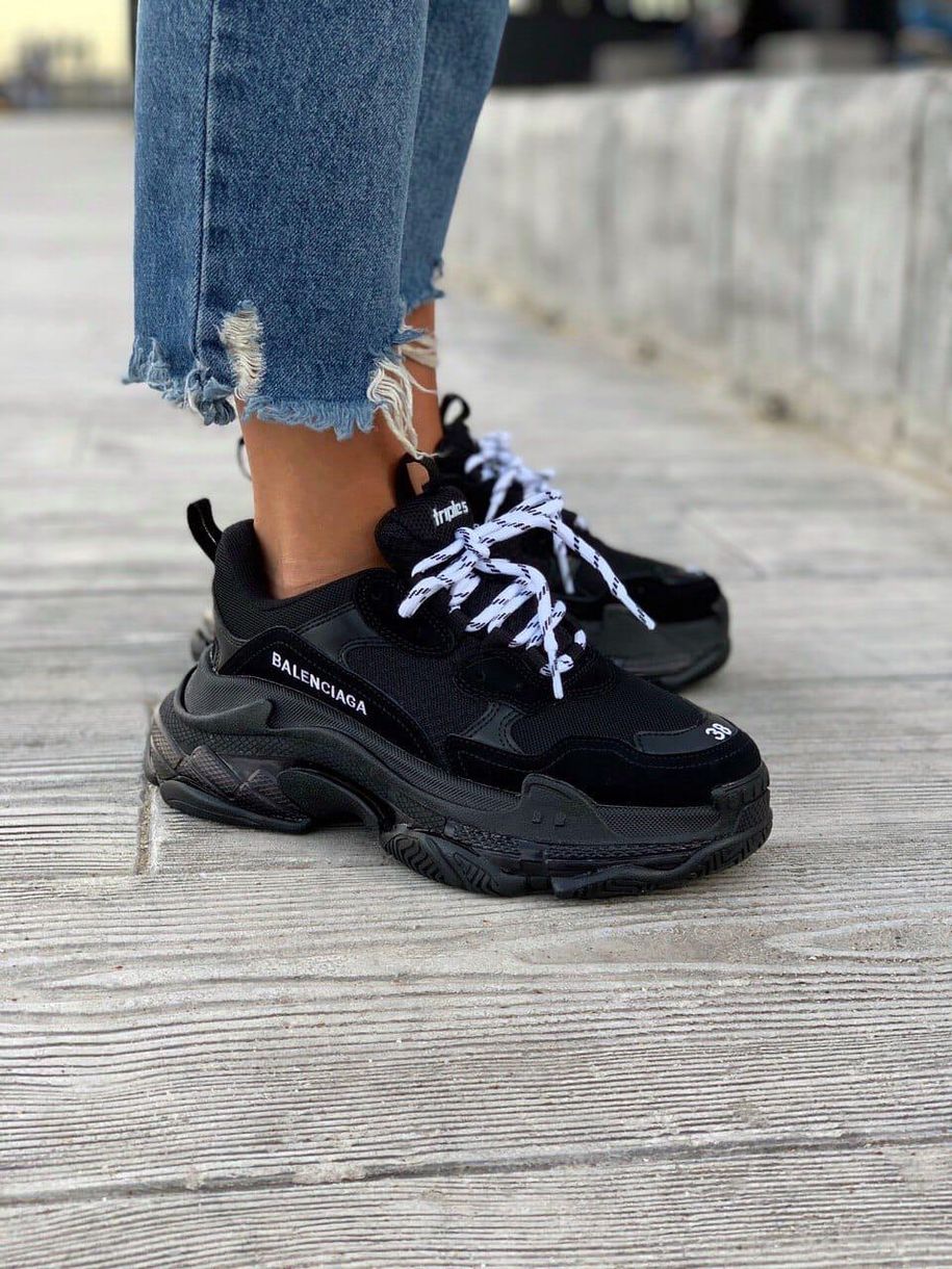 Кросівки Balenciaga Triple S Clear Sole Black «White Logo» 3454 фото