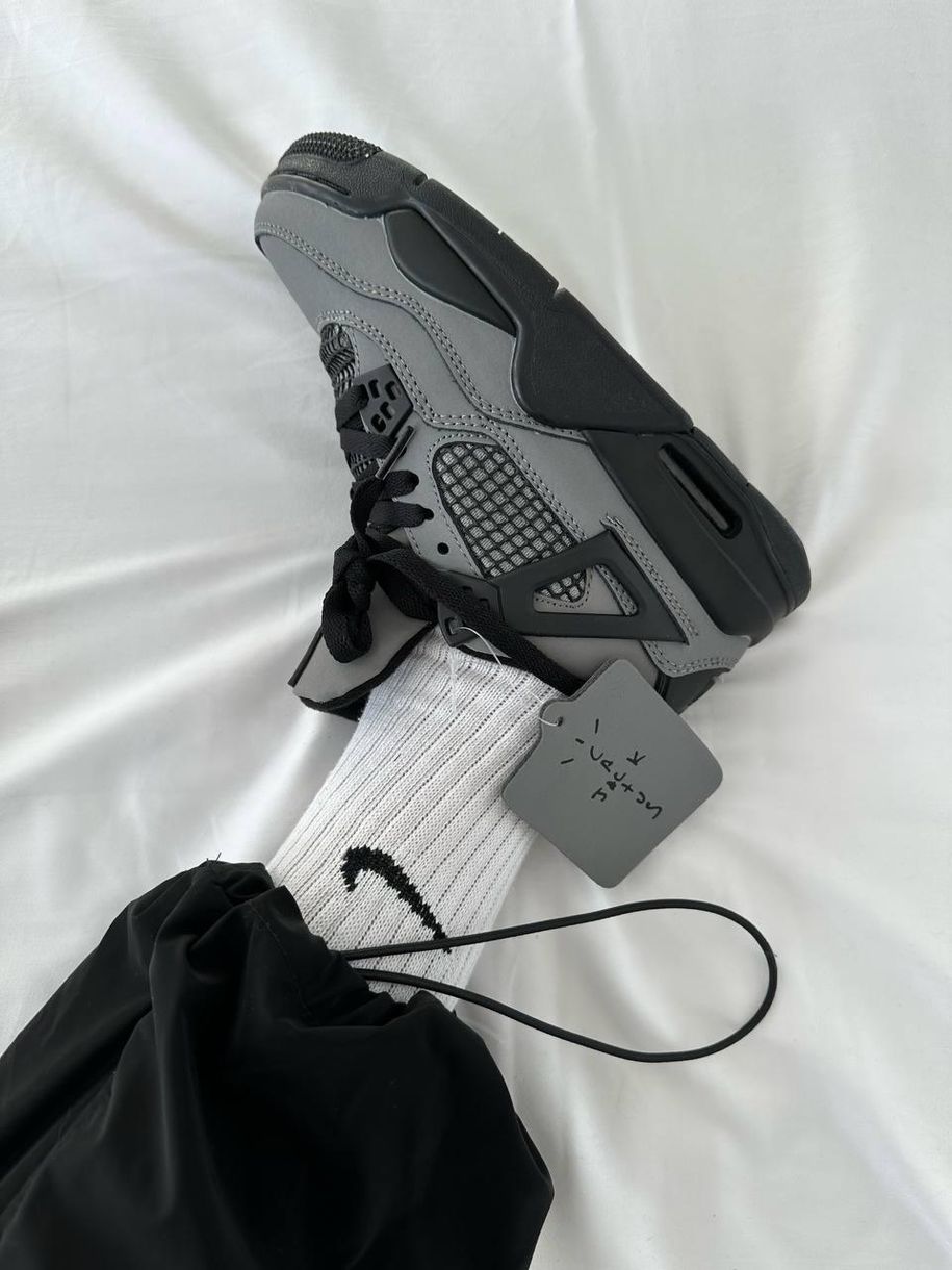 Баскетбольні кросівки Nike Air JORDAN 4 x Cactus Jack Grey Black 9950 фото