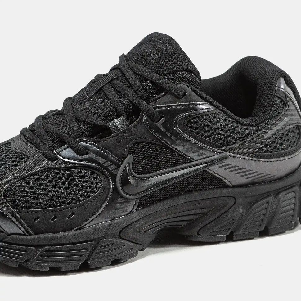 Nike V5 RNR Black, 36