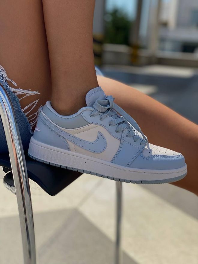 Air jordan 1 clearance low light blue