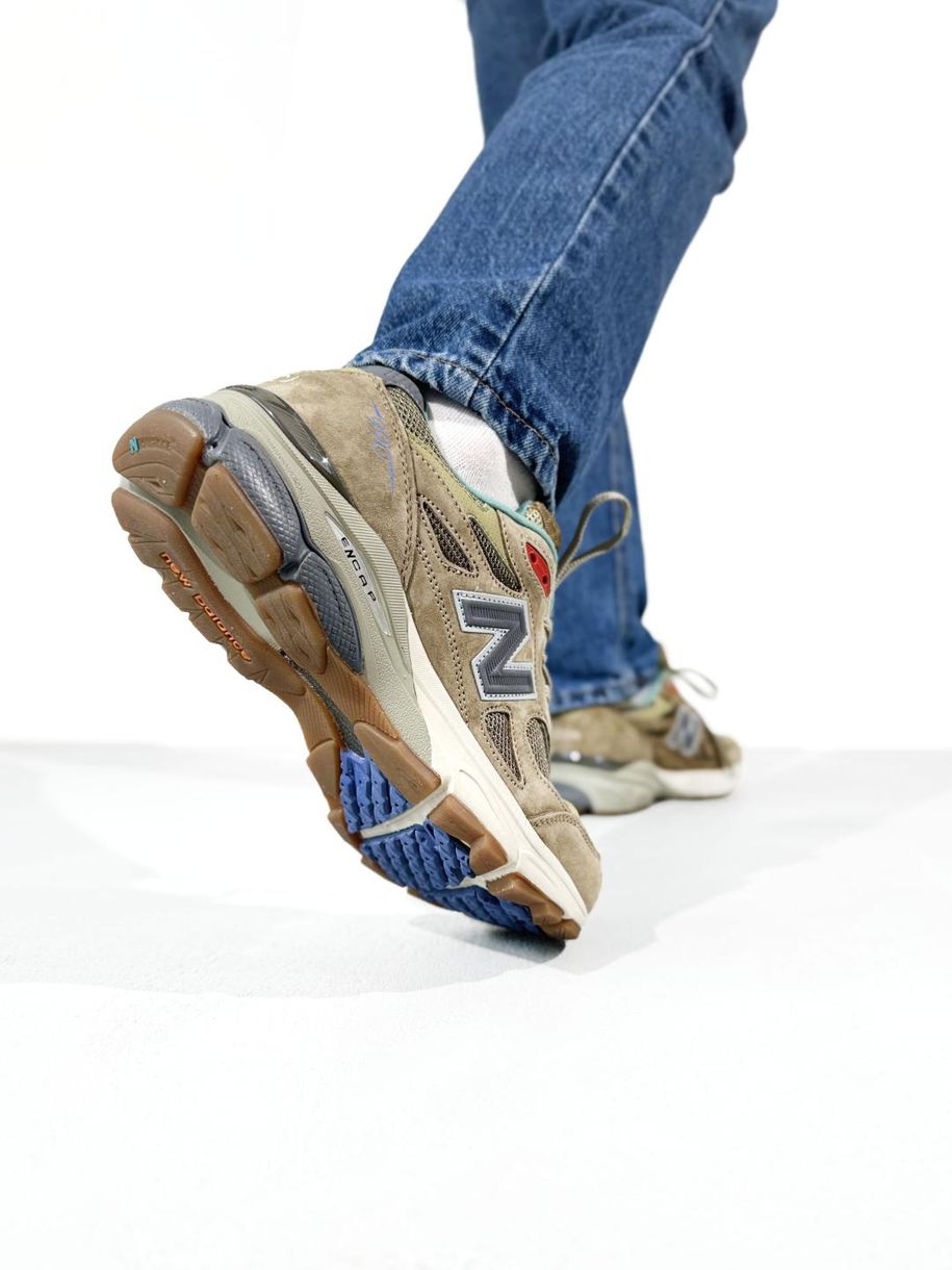 Кросівки New Balance 990 V3 x Bodega Brown 10631 фото
