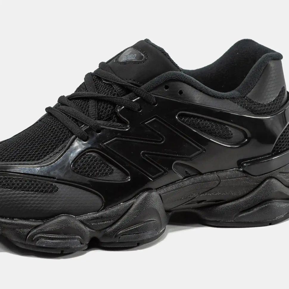 New Balance 9060 Blackout