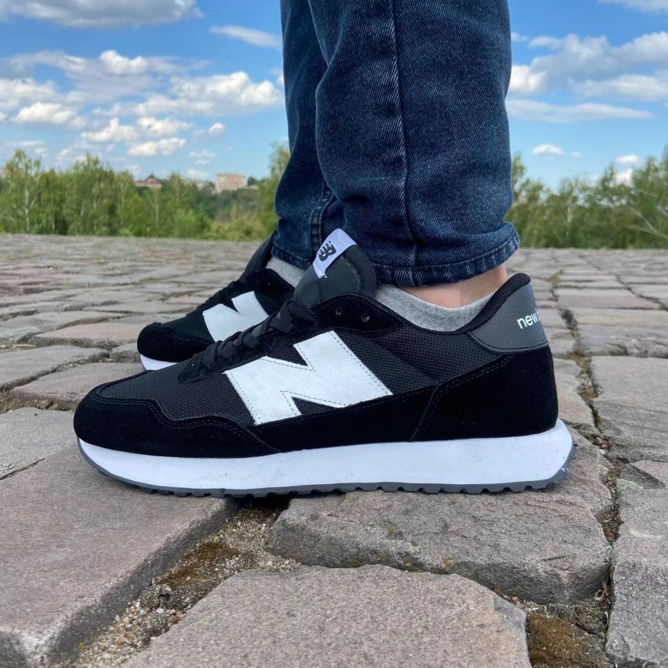 Кросівки New Balance 237 Black White 7773 фото