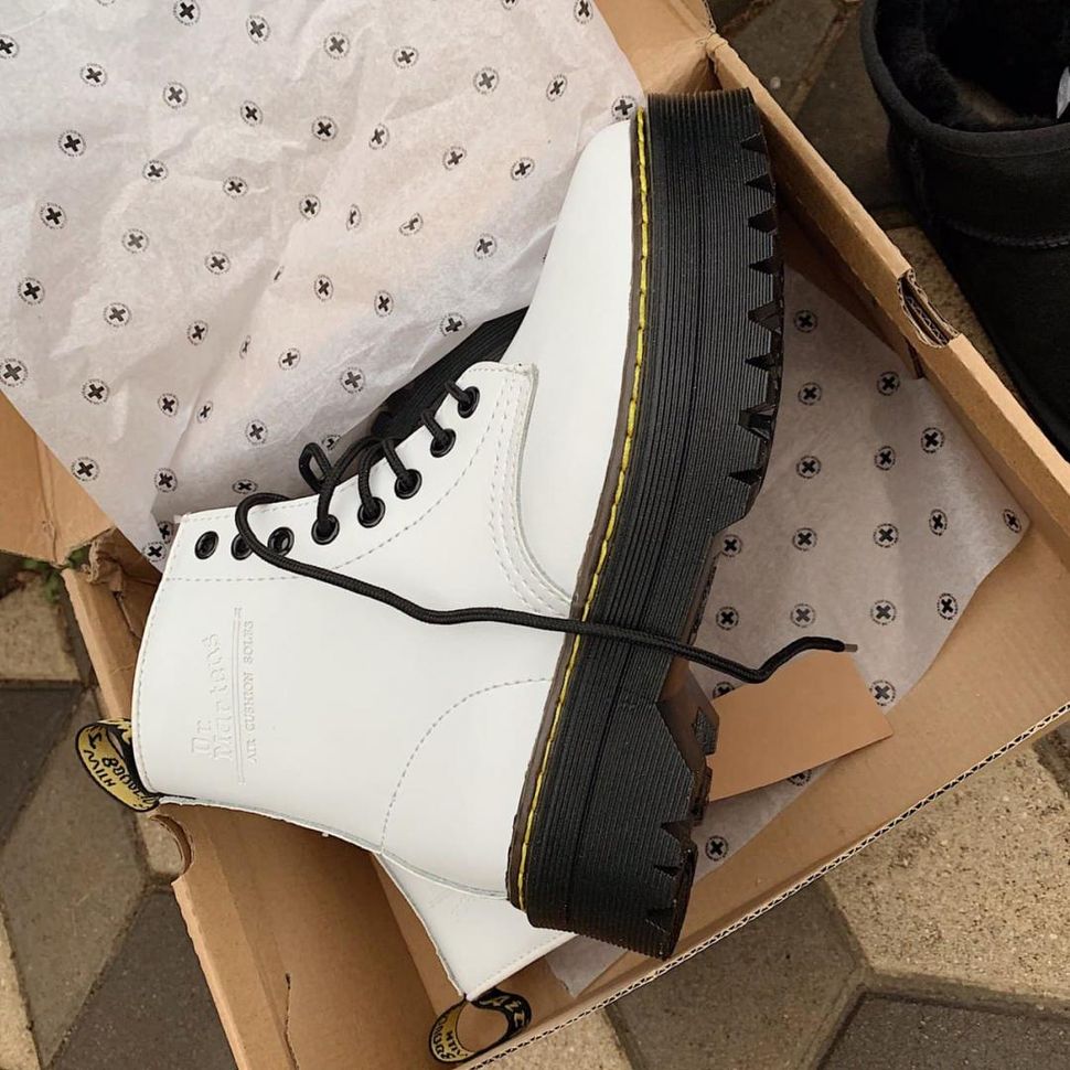 Зимние ботинки Dr. Martens JADON White Black Logo 4323 фото