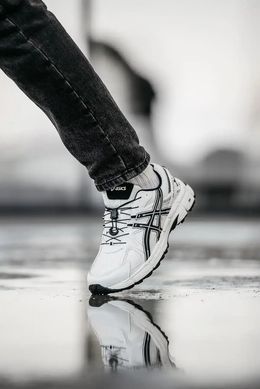 Asics Gel-Kahana 8 Gore-Tex White Black