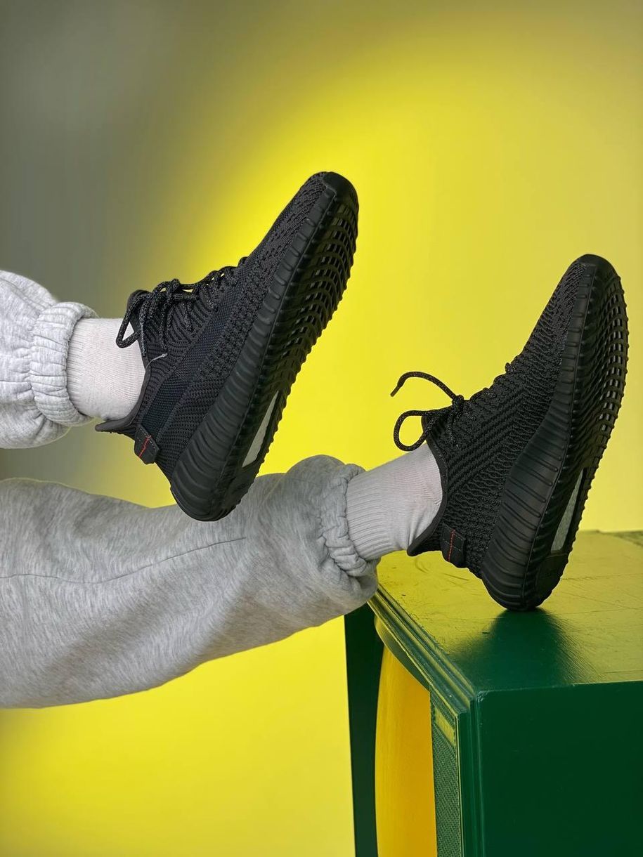 Кросівки Adidas Yeezy Boost 350 V2 Black Static (Повна рефлективність) 3012 фото