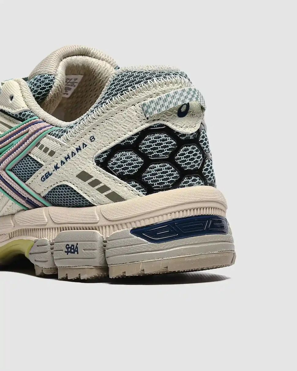 ASICS Gel-Kahana 8 Cream Teal Pink