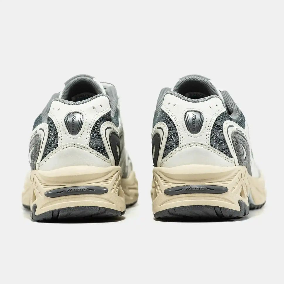Mizuno Adventure White Grey Beige