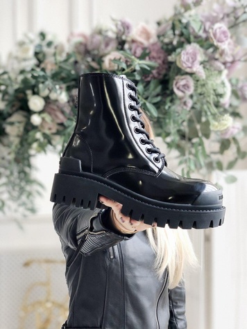 Черевики Balenciaga Boots Tractor Black Fur 3 3508 фото