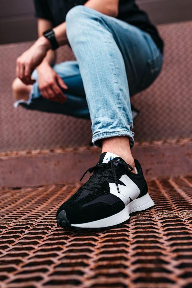 Кросівки New Balance 327 Black White 3550 фото