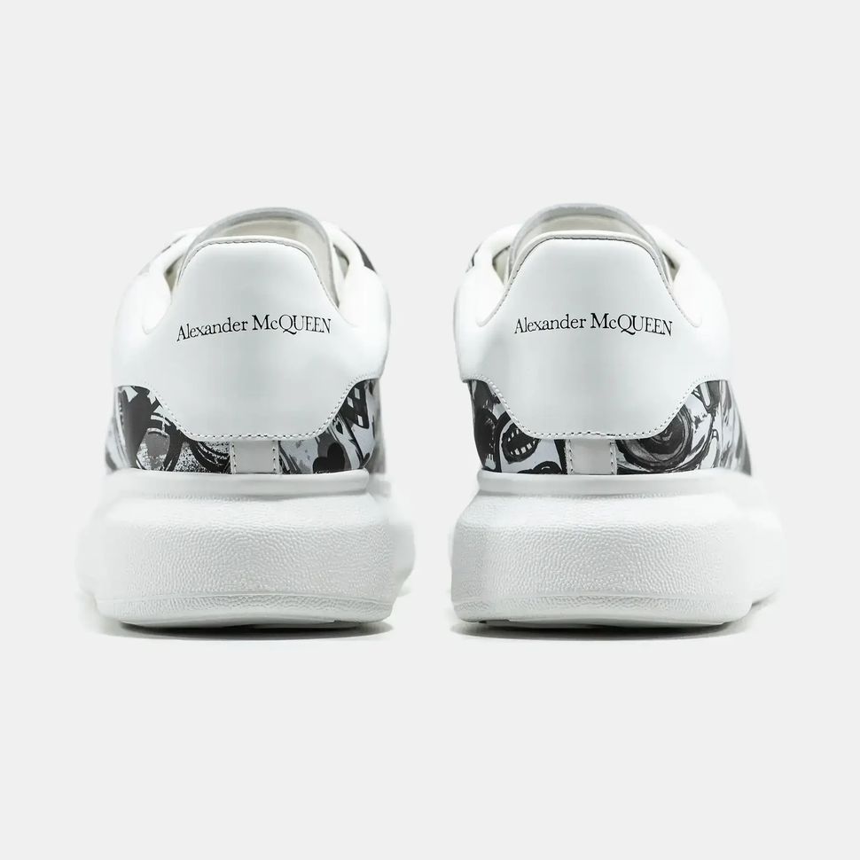 Alexander McQueen Oversized White Black, 36