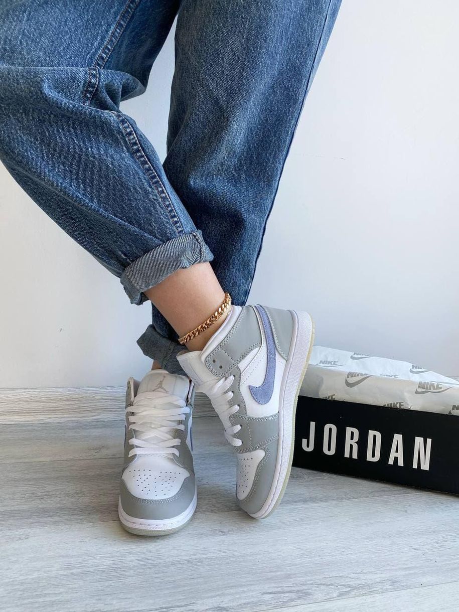 Баскетбольные кроссовки Nike Air Jordan 1 Retro White Grey Violet 6397 фото