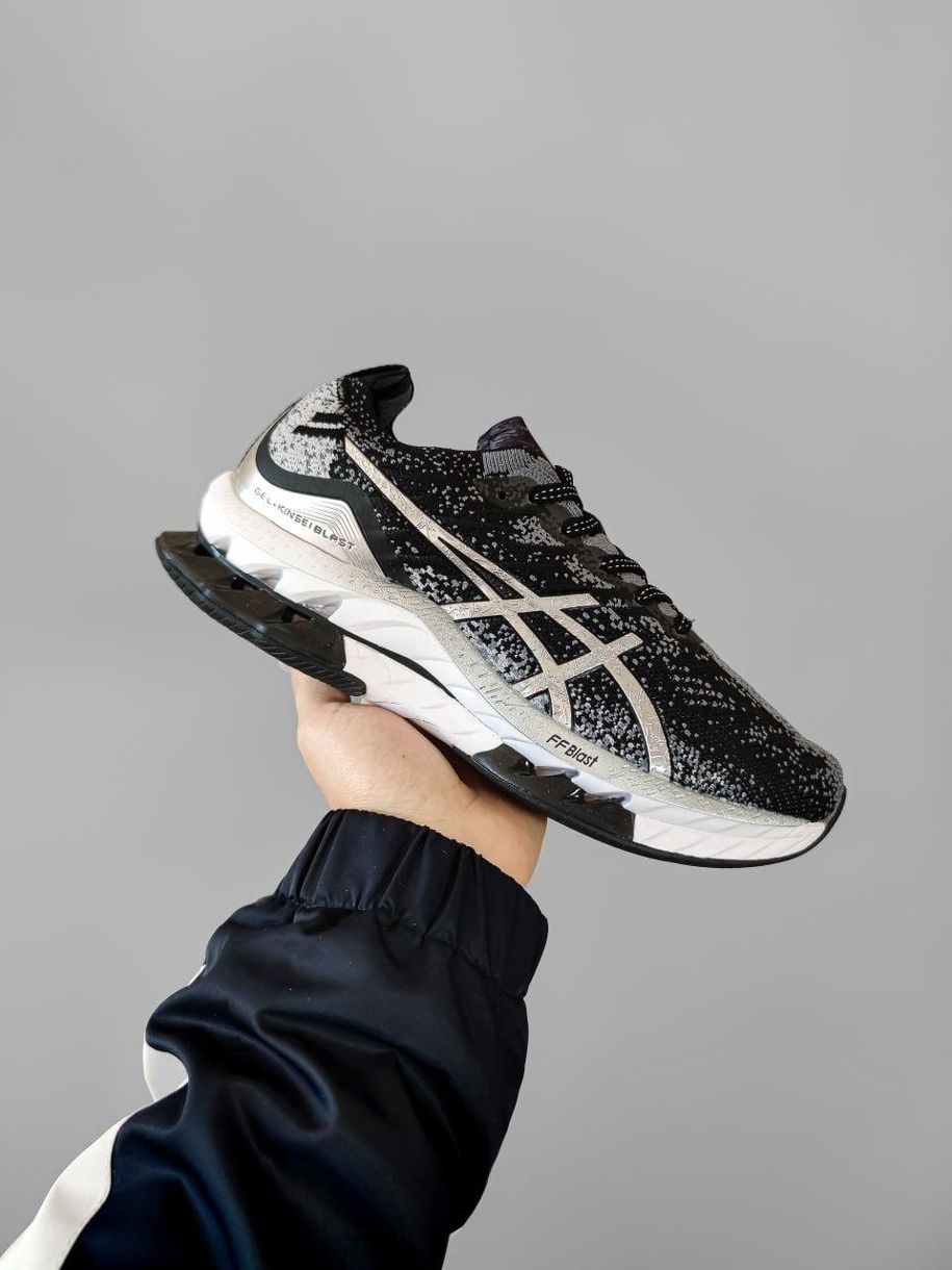 Кроссовки черные Asics Gel-Kinsei Blast Black, 40