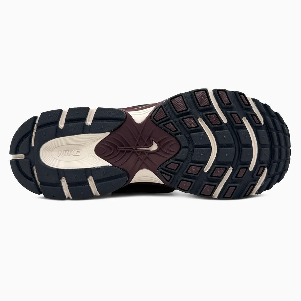 Nike V5 RNR Burgundy Grey, 36