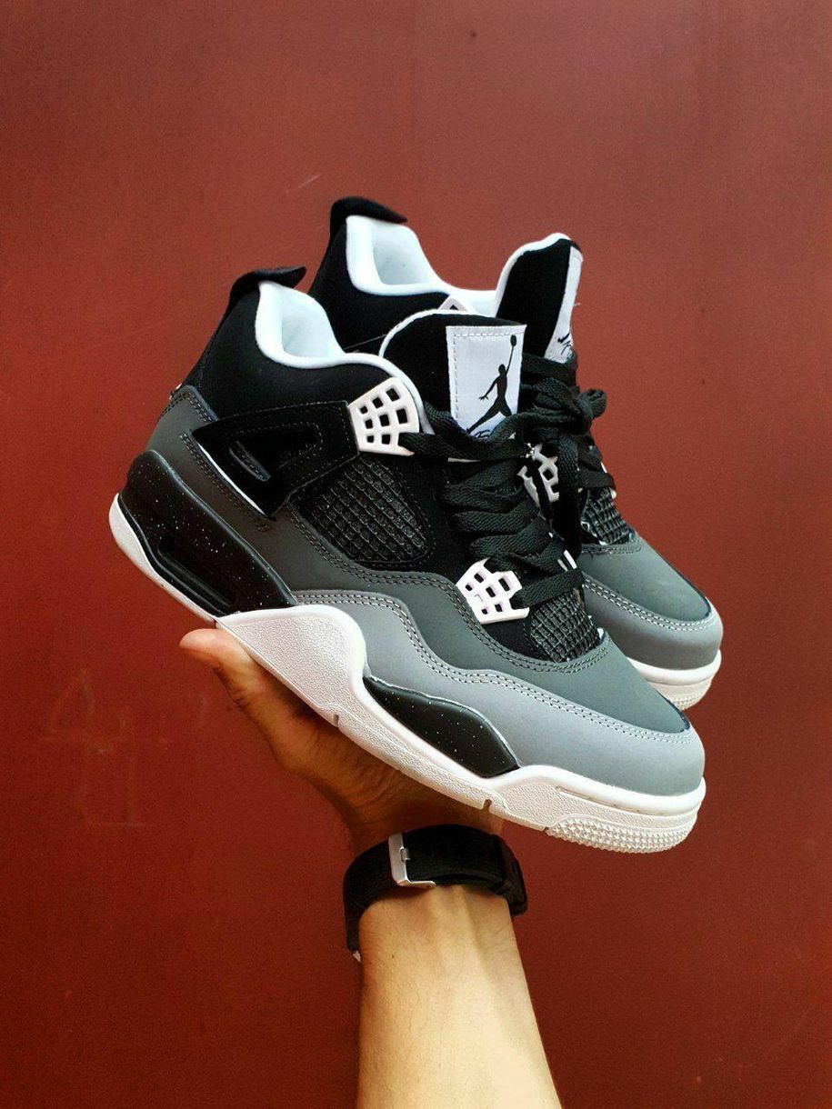 Баскетбольні кросівки Nike Air Jordan 4 Black Grey 8762 фото