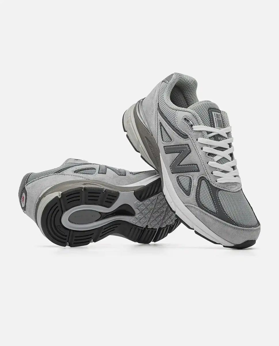 New Balance 990v4 Grey