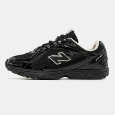 New Balance 204L Black Gloss Silver