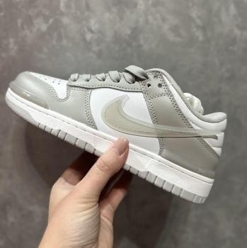 Кросівки Nike SB Dunk Low Grey White 10372 фото