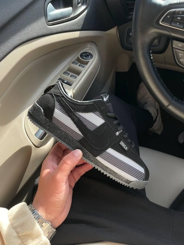 Кросівки Nike Cortez Black Grey 750 фото