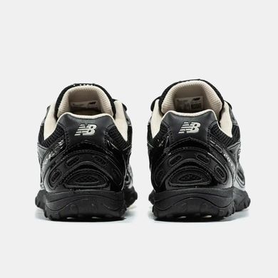 New Balance 204L Black Gloss Silver