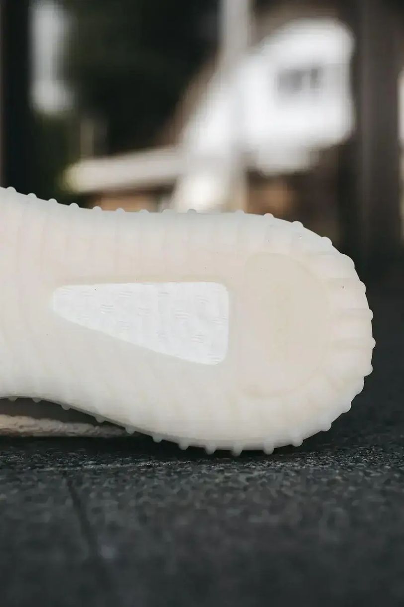 Adidas Yeezy Boost 350 v2 White (Triple White)