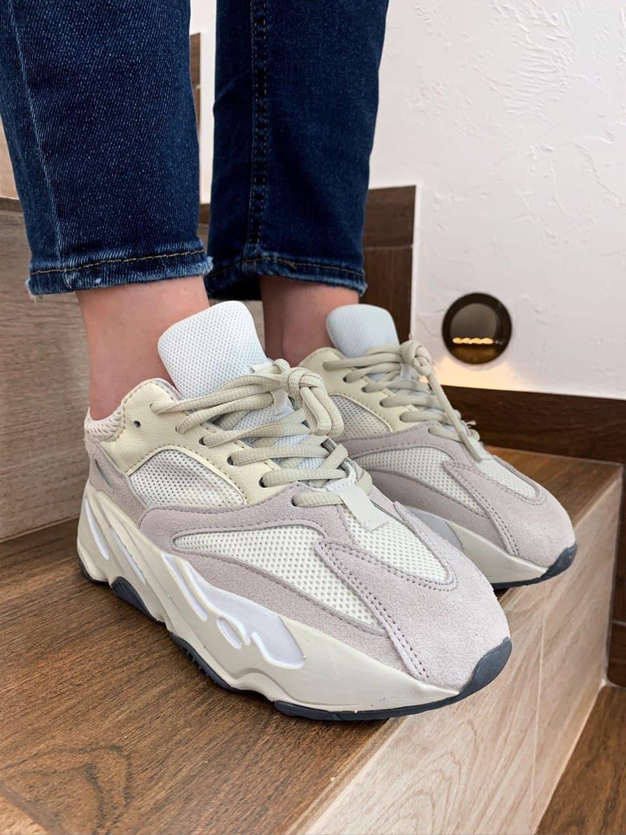 Кроссовки Adidas Yeezy Boost 700 V1 Analog 3152 фото