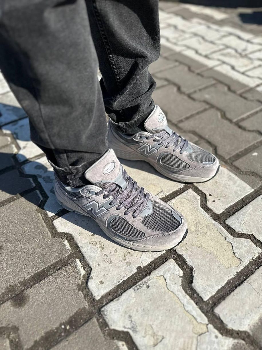 Кросівки New Balance 2002R Grey Black v2 4162 фото