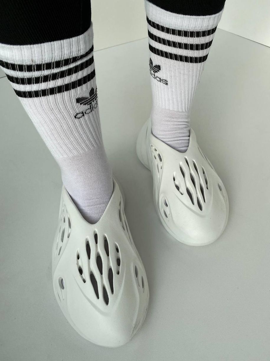 Сандалии Adidas YEEZY Foam Runner Sand White (No Logo) 7751 фото