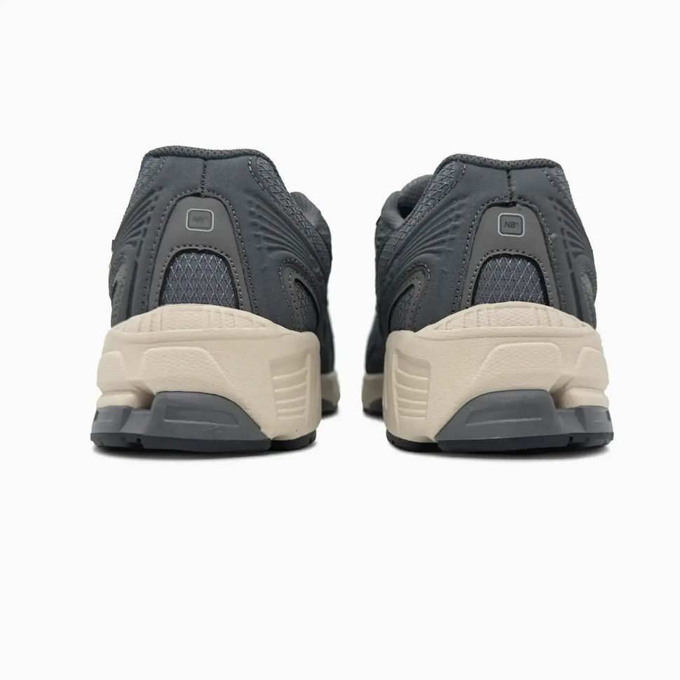 New Balance 740 Gore-Tex Thinsulate Grey Beige