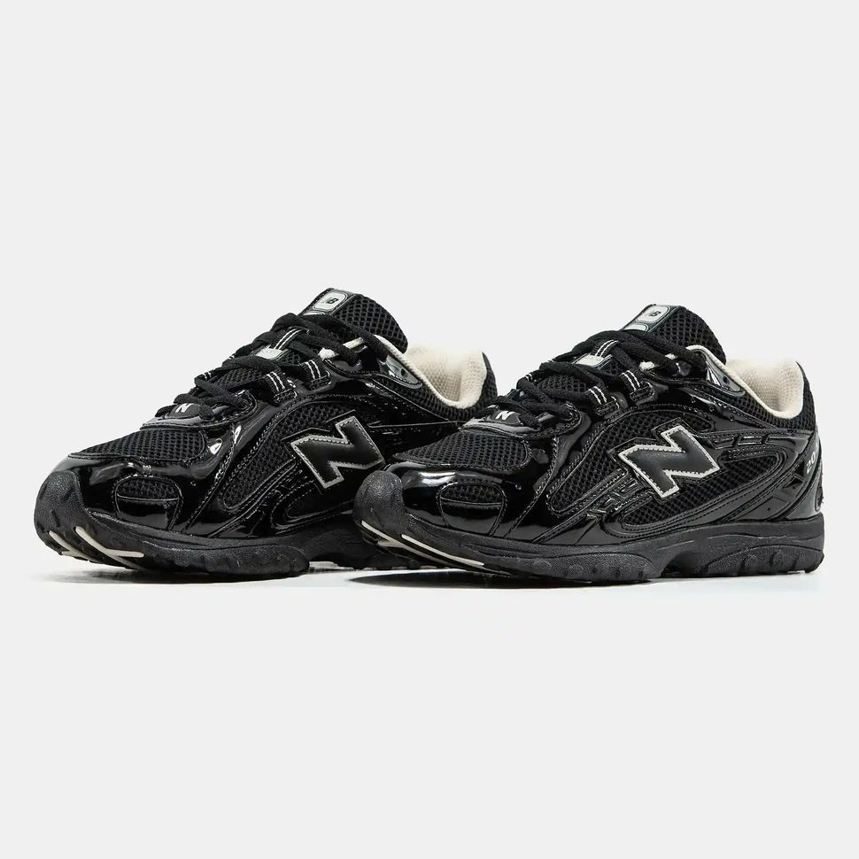 New Balance 204L Black Gloss Silver