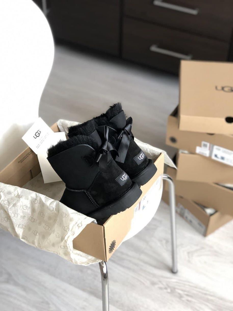 Зимові чоботи UGG Bailey Bow Black 5310 фото