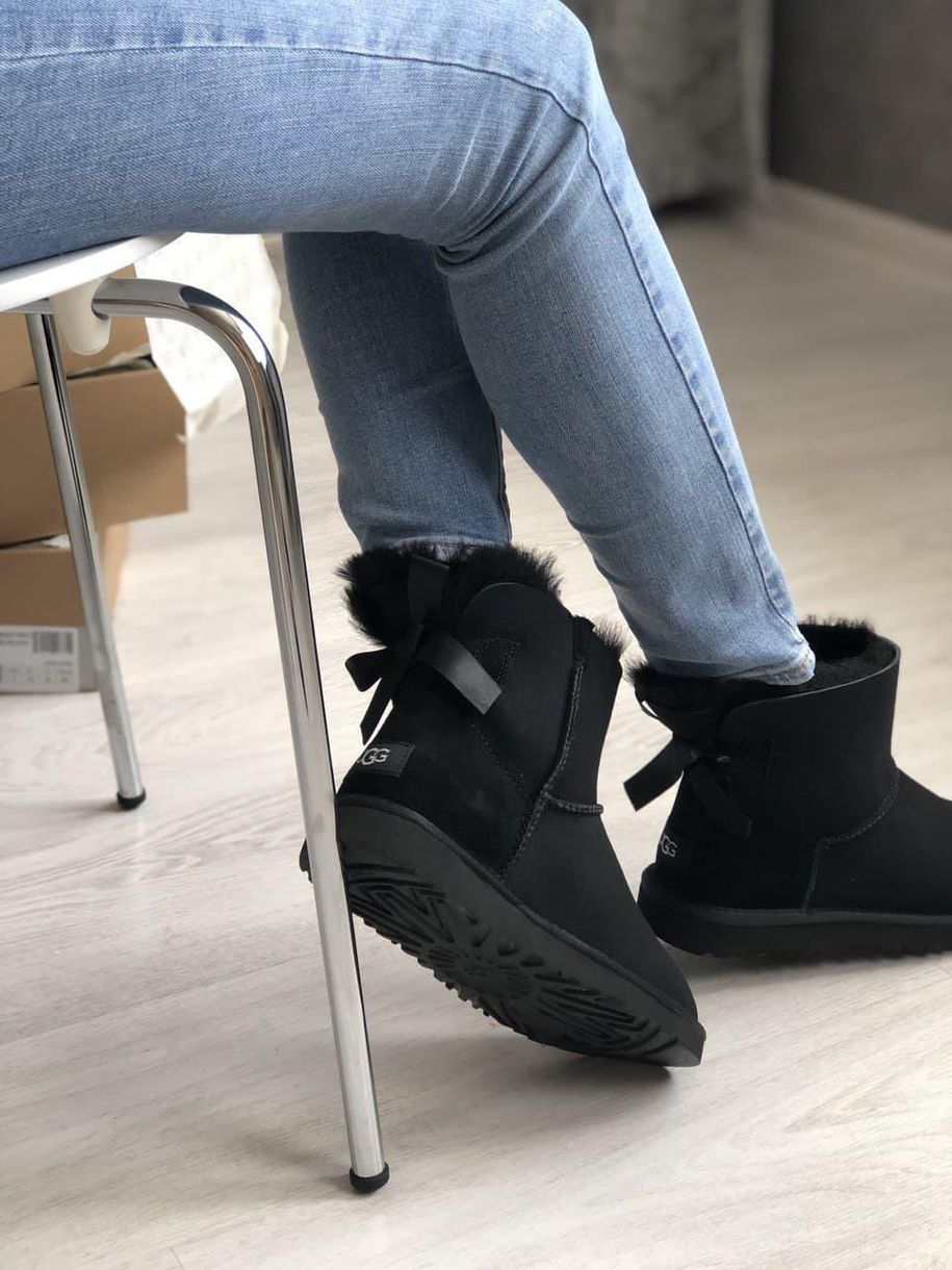 Зимові чоботи UGG Bailey Bow Black 5310 фото