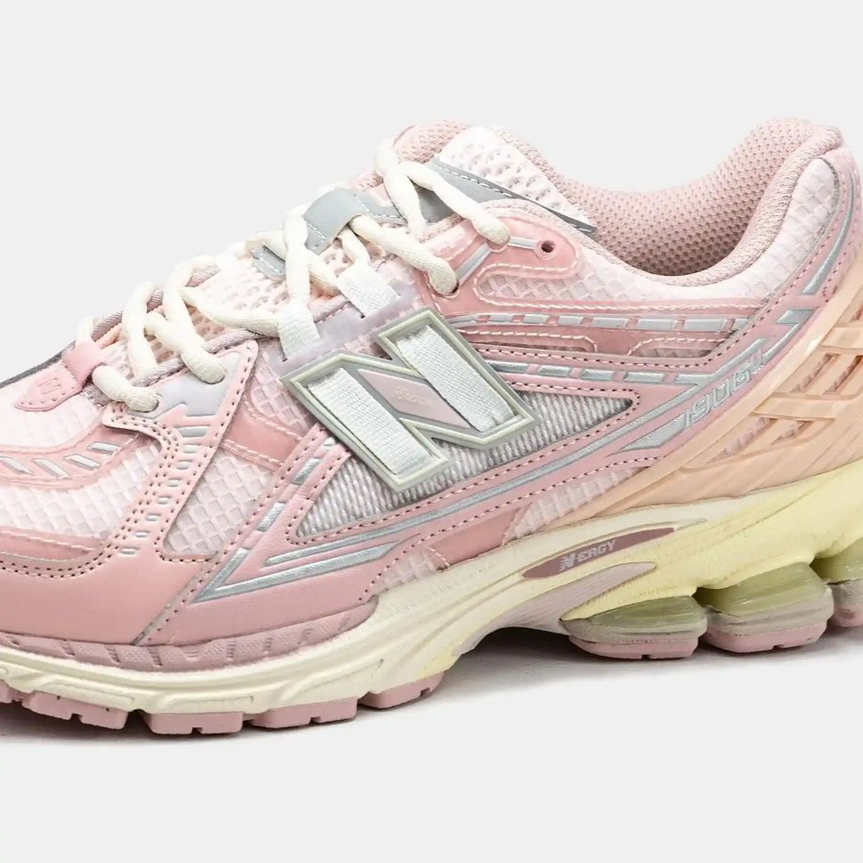 New Balance 1906U Pink Cream Silver