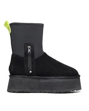UGG Classic Dipper Boot Black