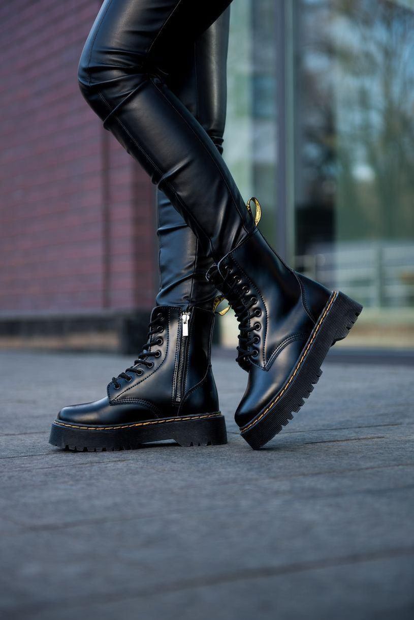 Зимові Черевики Dr. Martens JADON Black No Logo 5 6868 фото