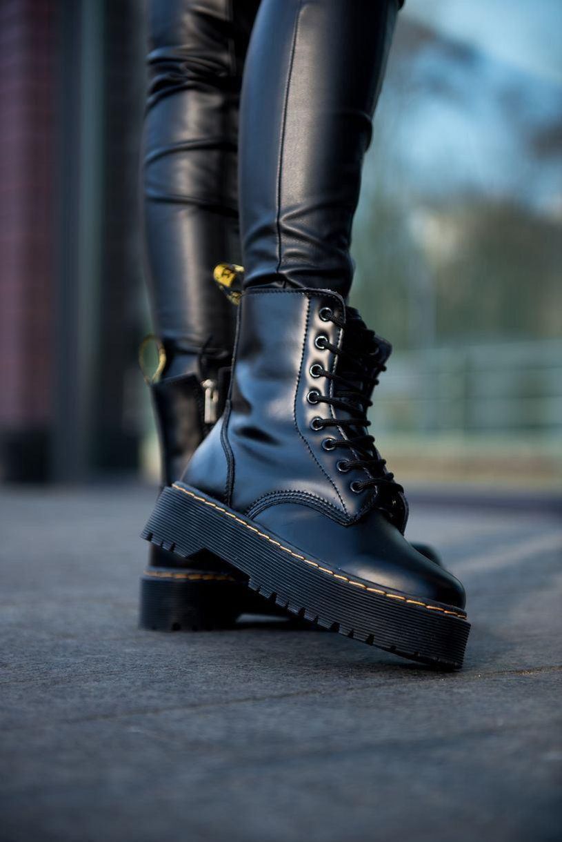 Зимові Черевики Dr. Martens JADON Black No Logo 5 6868 фото