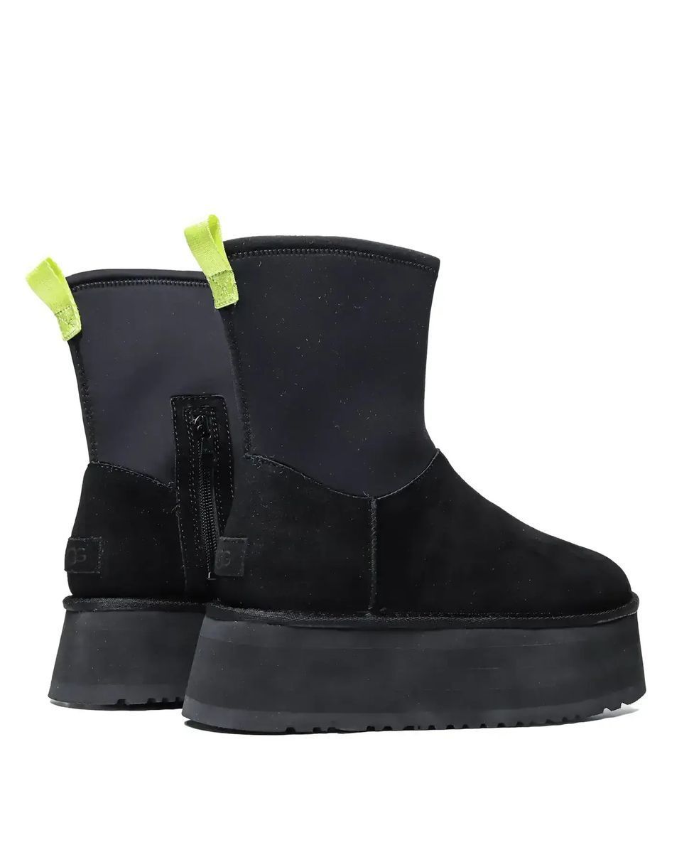 UGG Classic Dipper Boot Black