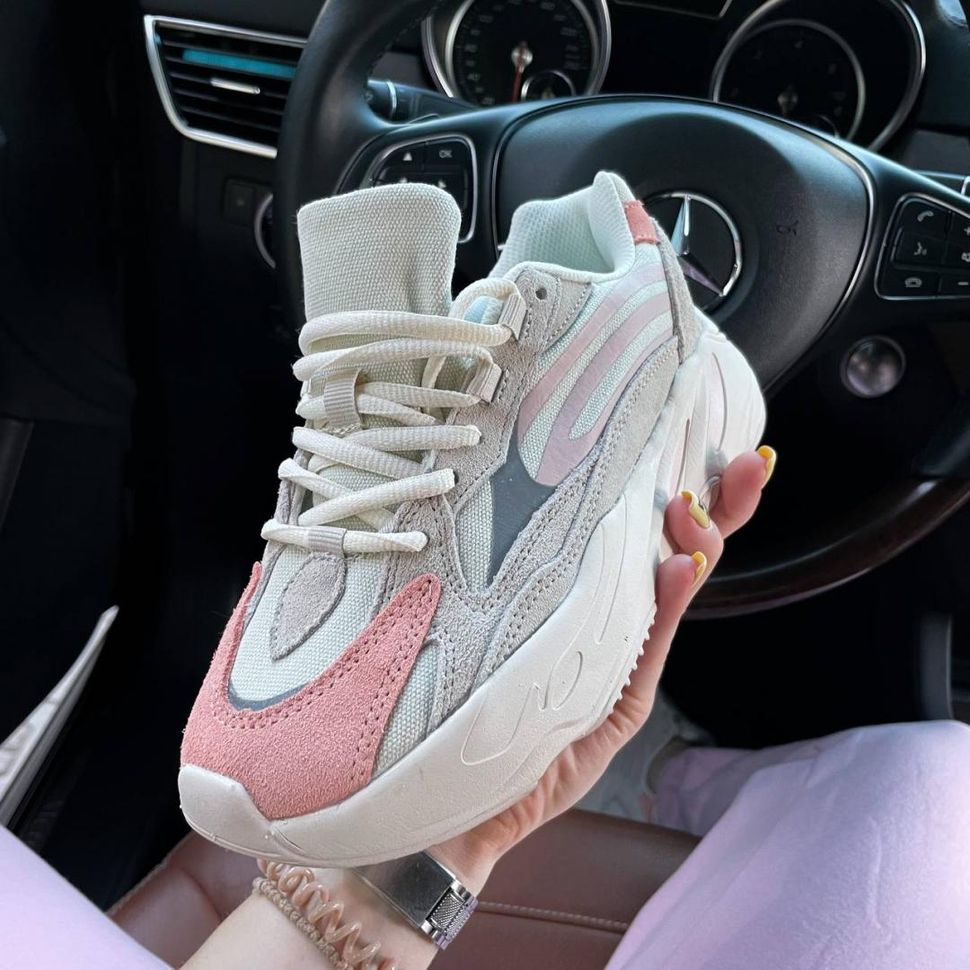 Кросівки Adidas Yeezy Boost 700 V2 Pink Cream 7825 фото