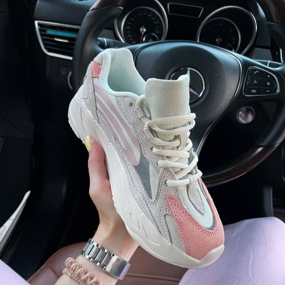 Кросівки Adidas Yeezy Boost 700 V2 Pink Cream 7825 фото