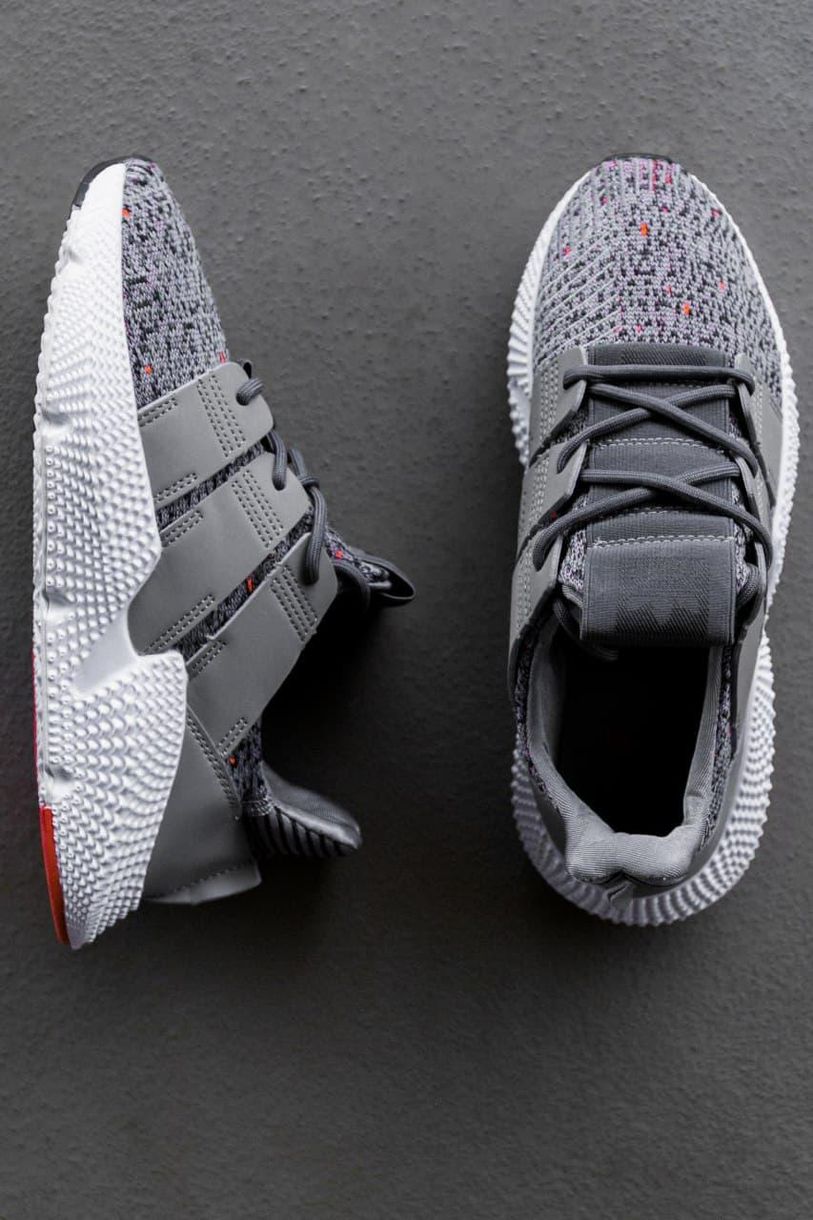 Кросівки Adidas Prophere Grey Solar Red 2777 фото