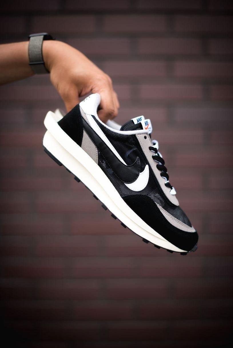 nike ld waffle sacai black