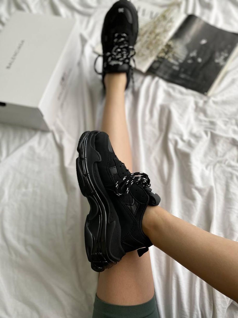 Кросівки Balenciaga Triple S Clear Sole Black «White Logo» 3 3456 фото